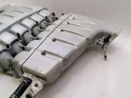 BENTLEY BENTLEY CONTINENTAL GT W12 6.0 Inlet Manifold 07C133185BP Inlet Bridge W12 — thumbnail 4