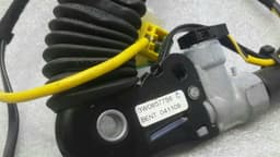 BENTLEY Bentley Continental GT W12 FRH Seatbelt Tensioner 3W0857756C Belt Tramp Right — thumbnail 2