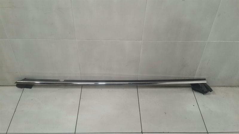 BENTLEY BENTLEY CONTINENTAL GT Left Door Body Moulding 3W8837475J Door Bar Left