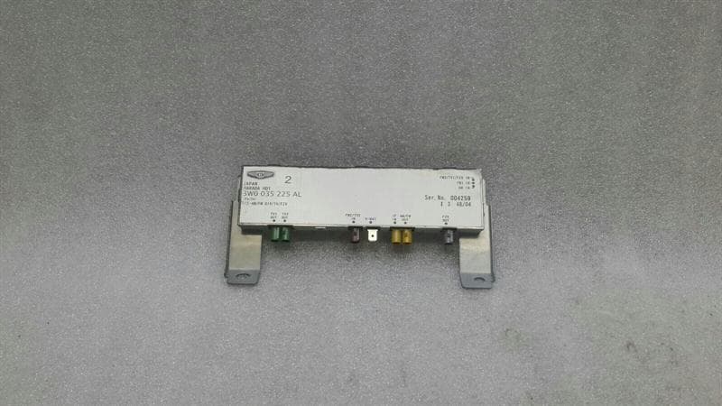 Bentley Continental GT Aerial / Antenna 3W0035225AL Antenna Booster