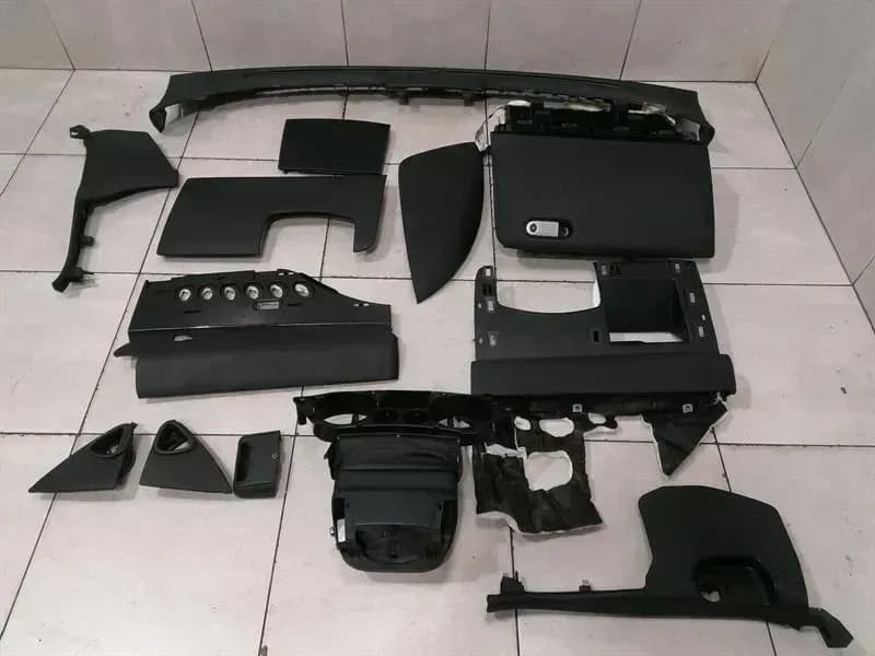 BENTLEY BENTLEY CONTINENTAL FLYING TRACK Dashboard Trim Set 3W5819635A RIGHT HANDLE RHD