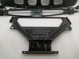 BENTLEY BENTLEY CONTINENTAL FLYING SPUR Front Upper Cross Panel 3W0804809L Front Mask — thumbnail 2