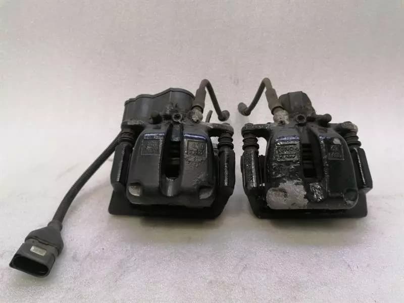 BENTLEY BENTLEY CONTINENTAL FLYING SPUR Rear Brake Caliper 3W0698680E Rear Brake Caliper