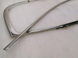 BENTLEY BENTLEY CONTINENTAL FLYING TRACK Right Body Moulding 3W8339542G Bar Right — thumbnail 5