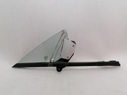 BENTLEY Bentley Continental GT W12 FRH Quarter Glass 3W0837412E Door Window 1⁄4 Front Right — thumbnail 1