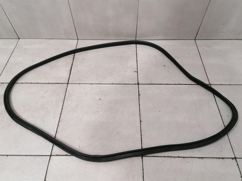 BENTLEY BENTLEY CONTINENTAL FLYING TRACK Boat Lid Seal 3W5827705C Tailgate Seals