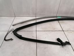 BENTLEY BENTLEY CONTINENTAL GT W12 Left Body Moulding 3W8853703G Bar Left — thumbnail 2