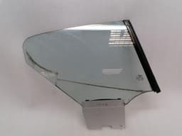BENTLEY Bentley Continental GT W12 RRH Quarter Glass 3W8845298D Door Window 1⁄4 Re — thumbnail 1