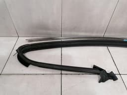 BENTLEY BENTLEY CONTINENTAL GT W12 Right Body Moulding 3W8853704G Bar Right — thumbnail 8