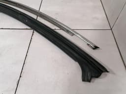 BENTLEY BENTLEY CONTINENTAL GT W12 Right Body Moulding 3W8853704G Bar Right — thumbnail 4