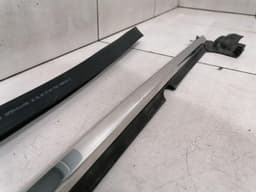 BENTLEY Bentley Continental GT W12 Left Door Moulding 3W8853767P Left Door Bar — thumbnail 4
