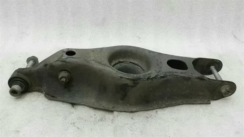 DODGE Dodge Challenger SRT8 Right Rear Wishbone 68229216AB Rear Right Wishbone