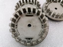 CHEVROLET CHEVROLET CORVETTE C8 9595010 HUB CAP — thumbnail 5