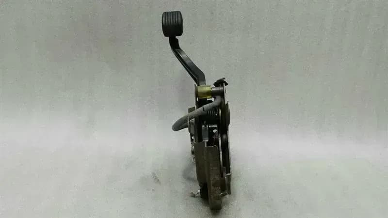 DODGE DODGE CHALLENGER SRT Park brake pedal 04779596AE parking brake pedal