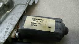 DODGE DODGE CHALLENGER SRT Right Door Winder 68043884AA Front Right Power Window — thumbnail 6
