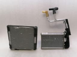 CHEVROLET Chevrolet Corvette C8 Heater Matrix 84815537 Heat Exchanger Heater Cooler — thumbnail 7