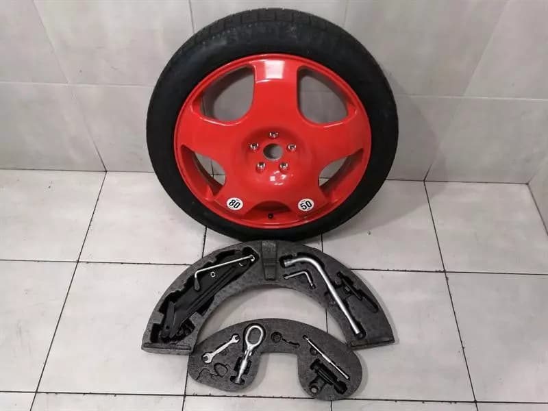 Bentley Flying Spur Spare Wheel Set 4.5JX20H2 ET40 3W0601025BB Alloy Wheel Set