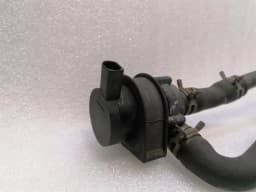 BENTLEY Bentley Continental GT Additional Cooling Pump 3W0121065A Coolant Pump Pump — thumbnail 2