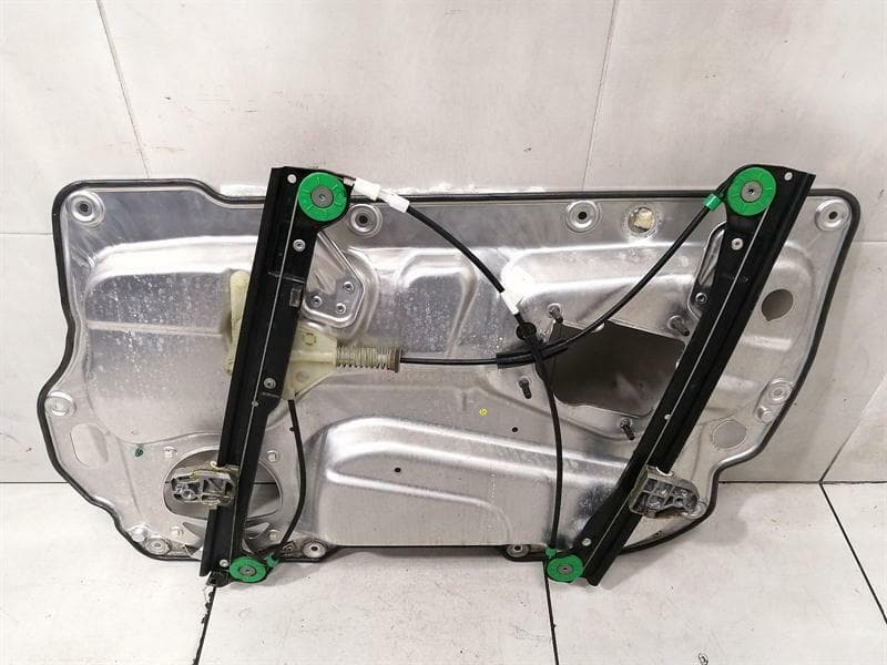 BENTLEY Bentley Flying Track Left Front Door Winder 3W5837751E Front Left Window