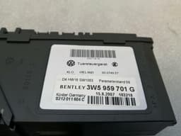 BENTLEY BENTLEY FLYING TRACK Right Door Window Motor 3W5959701G Power Window Motor Re RHD — thumbnail 8