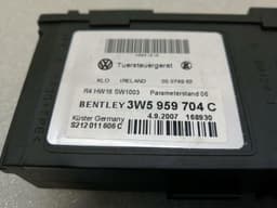 BENTLEY BENTLEY FLYING TRACK Rear Right Door Window Motor 3W5959704C Power Window Motor Re — thumbnail 4