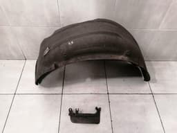 BENTLEY BENTLEY CONTINENTAL FLYING TRACK WHEEL ARCH LINER 3W5810970C WHEEL ARCH COVER HR — thumbnail 1