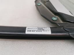 BENTLEY Bentley GT W12 Right Front 1/4 Glass 3W0837412E Door Window 1⁄4 Front Right — thumbnail 6