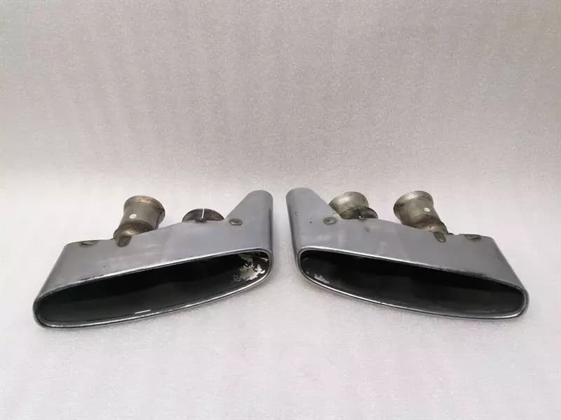 BENTLEY BENTLEY BENTAYGA 36A Exhaust Tip Cover Set 36A253681 Exhaust Tip Set