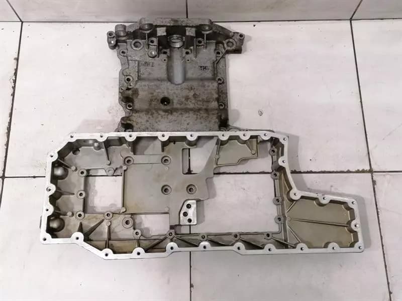 BENTLEY BENTLEY CONTINENTAL GT W12 Oil Sump 07C103805A OIL TUB W12