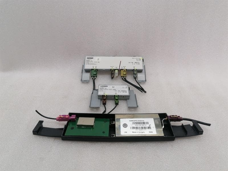 Bentley Continental GT W12 Aerial / Antenna 3W0035225AL Antenna