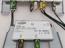 BENTLEY Bentley Continental GT W12 Aerial / Antenna 3W0035225AL Antenna — thumbnail 4