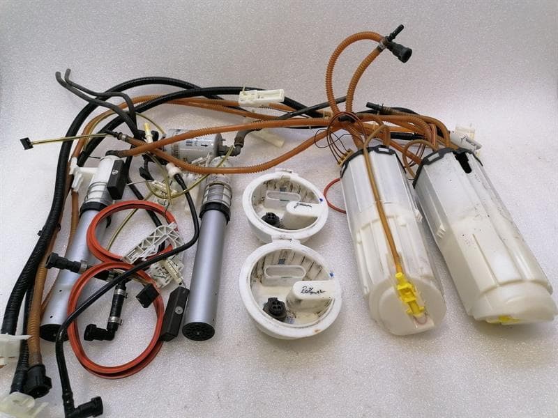 BENTLEY Bentley Continental GT W12 Fuel Pump Electric 3W8919679 Fuel Pump 11-18