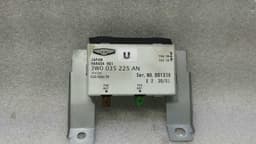 BENTLEY Bentley Continental GT Aerial / Antenna 3W0035225AN Antenna Booster — thumbnail 5