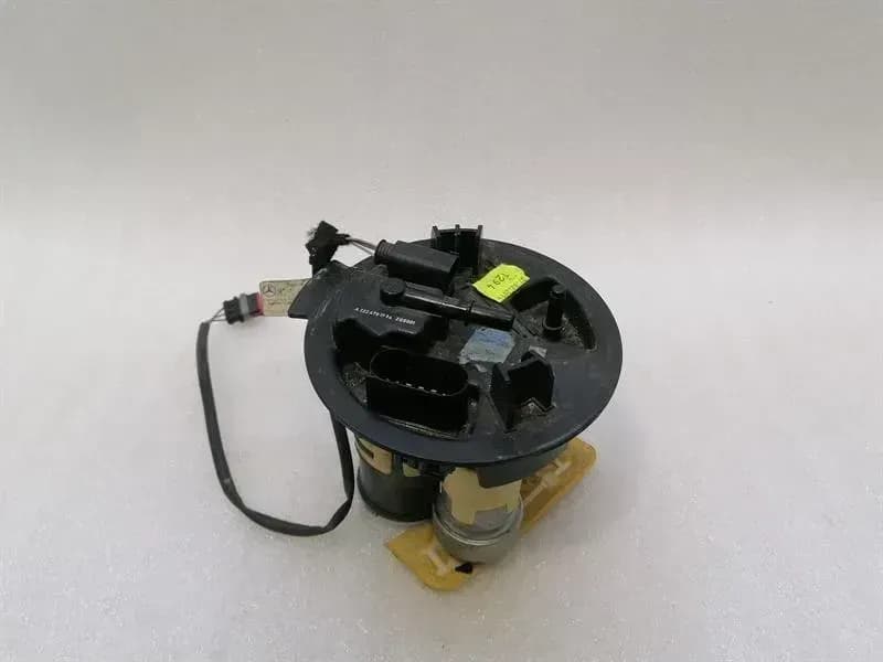 Mercedes S-Class W222 S65 Fuel Pump Electric A2224701794 Fuel Pump
