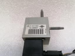 MERCEDES-BENZ Mercedes S-Class W222 A/C Valve A2228300184 Valve — thumbnail 3