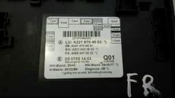 MERCEDES-BENZ Mercedes S-Class W221 FRH door module A2218704693 door control unit front right — thumbnail 3