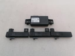 BENTLEY BENTLEY FLYING TRACK MK2 13-19 Aerial / Antenna set 3D0035759F Antenna KEYLESS GO — thumbnail 1