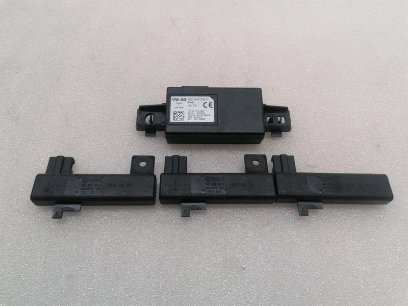 BENTLEY BENTLEY FLYING TRACK MK2 13-19 Aerial / Antenna set 3D0035759F Antenna KEYLESS GO