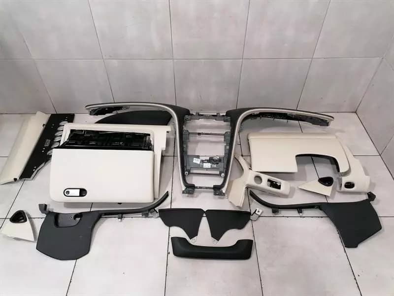 BENTLEY BENTLEY FLYING TRACK MK2 13-19 Dashboard Set 3W3864073A RIGHT HANDLE RHD
