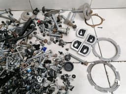 BENTLEY BENTLEY FLYING TRACK MK2 13-19 All bolts from the same car — thumbnail 4