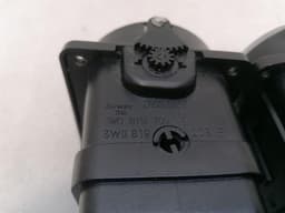 BENTLEY Bentley Continental Flying Spur Rear Air Vent 3W0819709B Rear Vent — thumbnail 5