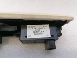 BENTLEY BENTLEY FLYING TRACK Rear Window Switch For Heated Seats 3W5963564C Switch Set — thumbnail 5