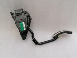 BENTLEY Bentley Continental GT W12 RHD gas pedal (electrical) 3W2721503A right hand drive — thumbnail 3