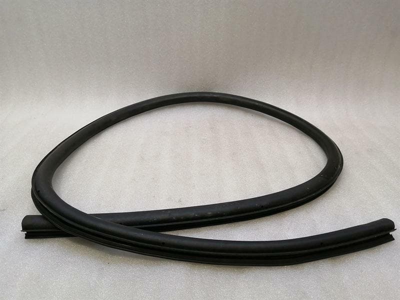 BENTLEY Bentley Continental GT W12 Right Lower Door Seal 3W8867337C Door Seals