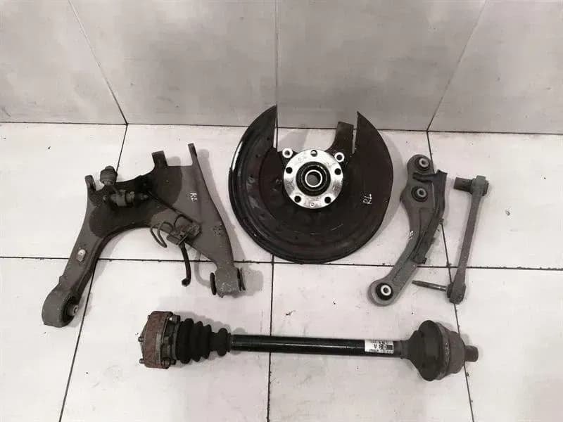 BENTLEY BENTLEY CONTINENTAL GT W12 Left Rear Hub 3D0505435M Wheel Bearing Housing Rear Li