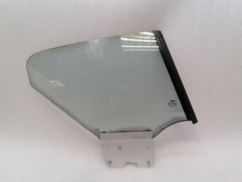 Bentley Continental GT Right Rear Quarter Glass 3W8845298D Door Window 1⁄4 Rear R