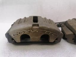 CHEVROLET Chevrolet Corvette C6 Front Brake Caliper Set 22799631 Caliper Front Set — thumbnail 8