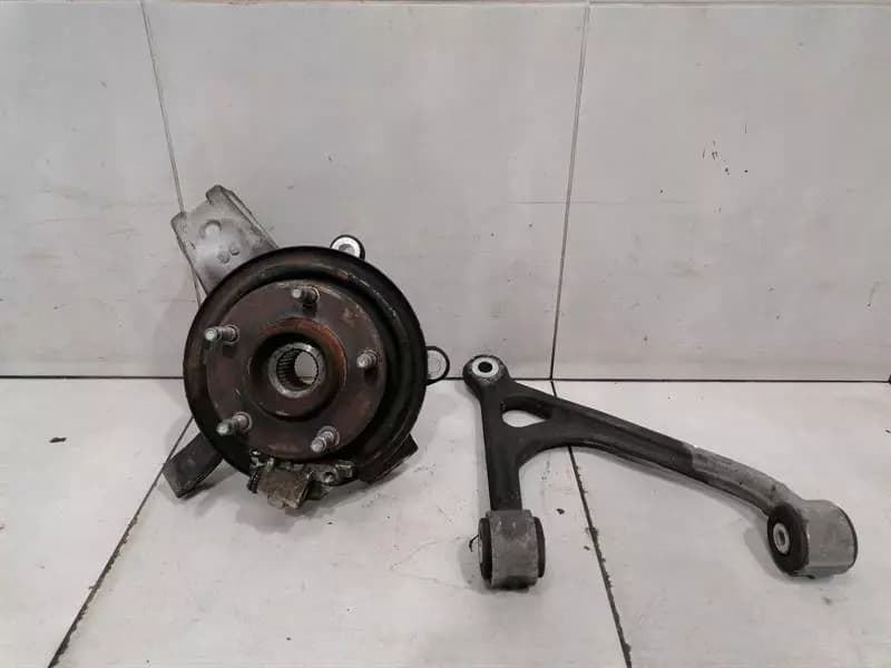 Chevrolet Corvette C6 Right Rear Hub 88965637 Wheel Bearing Case Rear Right