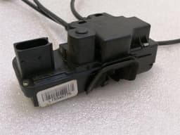 CHEVROLET Chevrolet Corvette C6 Door Lock 15946775 Door Lock LEFT — thumbnail 3