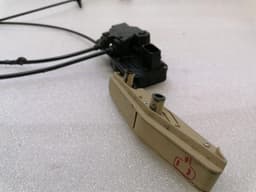 CHEVROLET Chevrolet Corvette C6 Door Lock 15946775 Door Lock LEFT — thumbnail 6